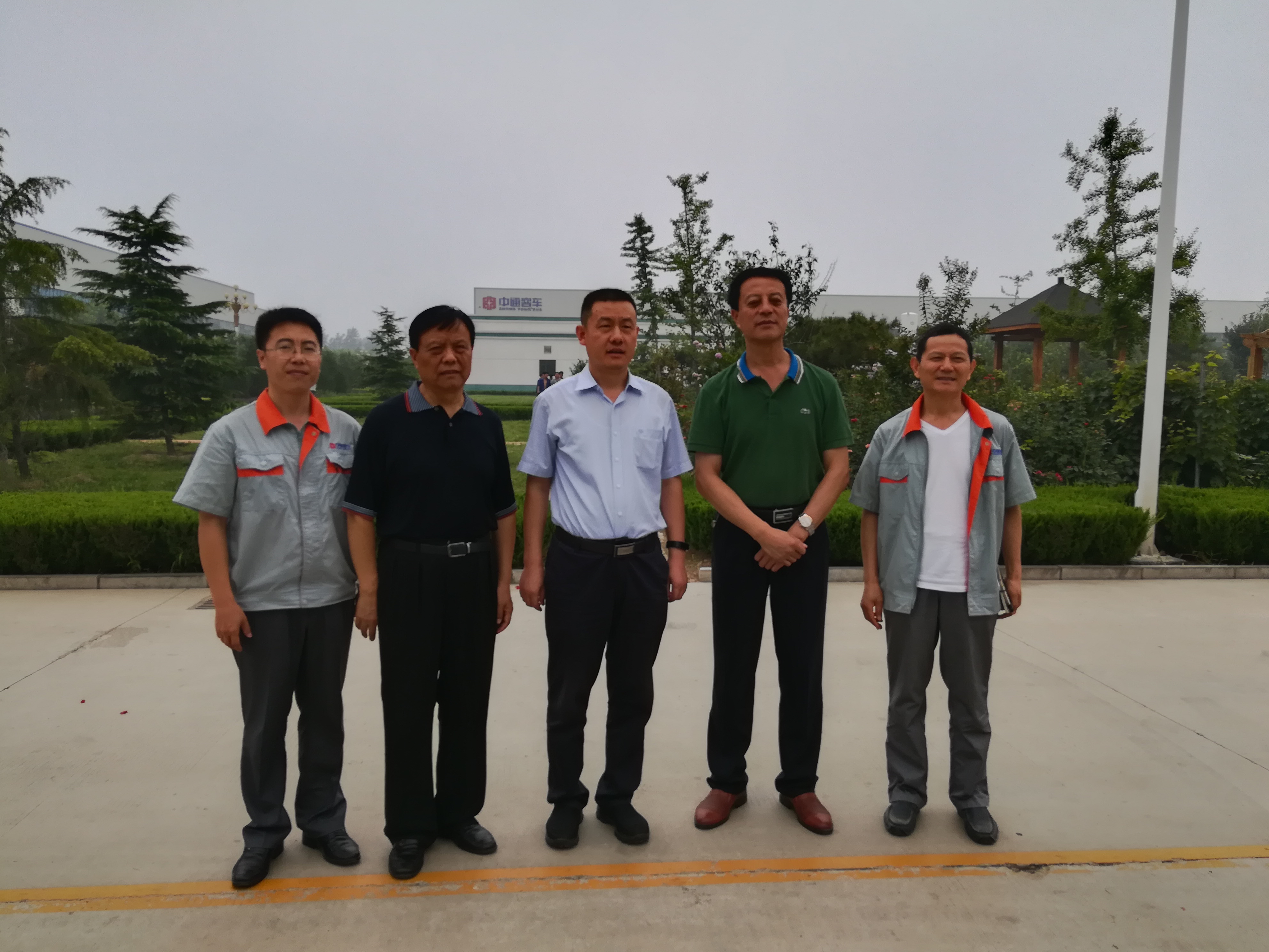 走访一线科技工作者